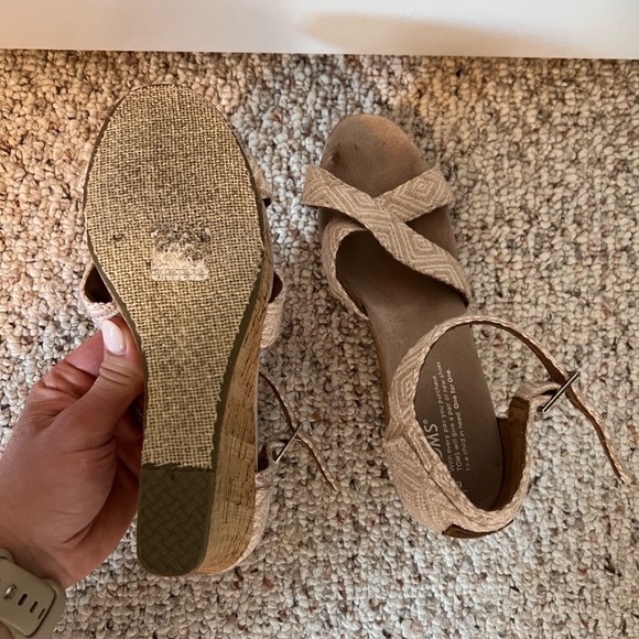 Toms Wedges - Picture 5 of 5